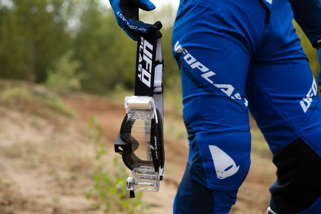 P1023537.jpg (98 KB)